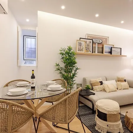 Real By Sublimehouses Apartment *